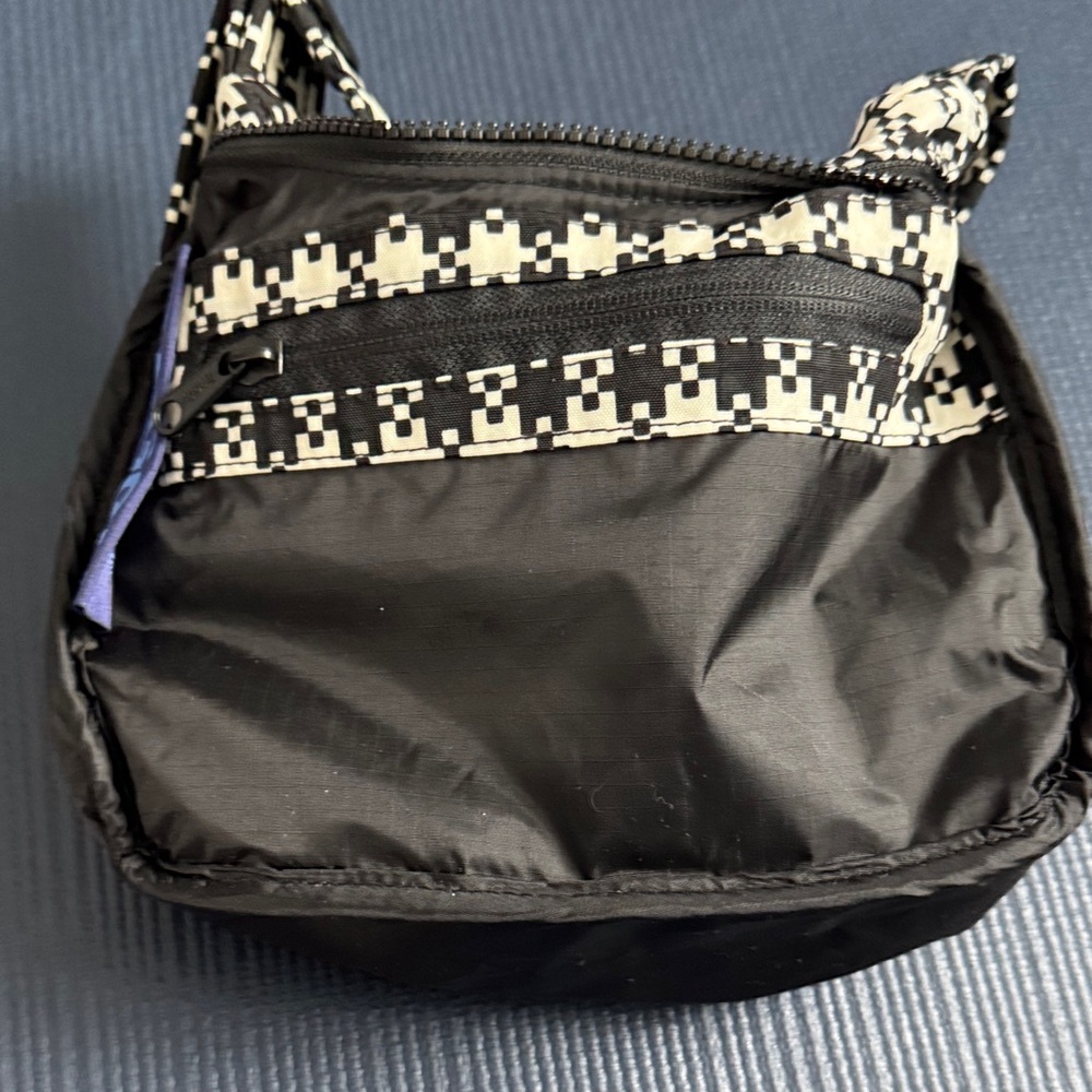 BAGGU Black and Cream Checkered Shoulder Bag - Picture 4 of 6